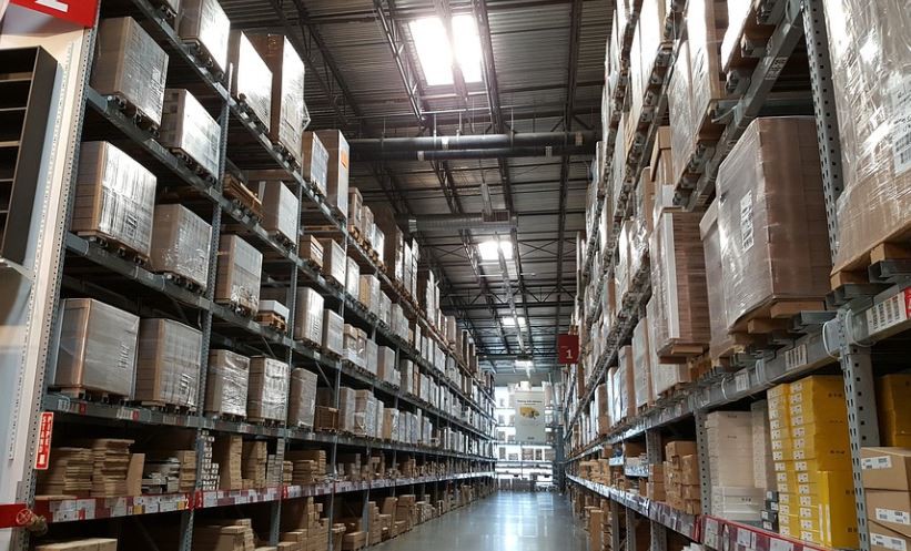 【夢占い】倉庫の夢の意味 13 選