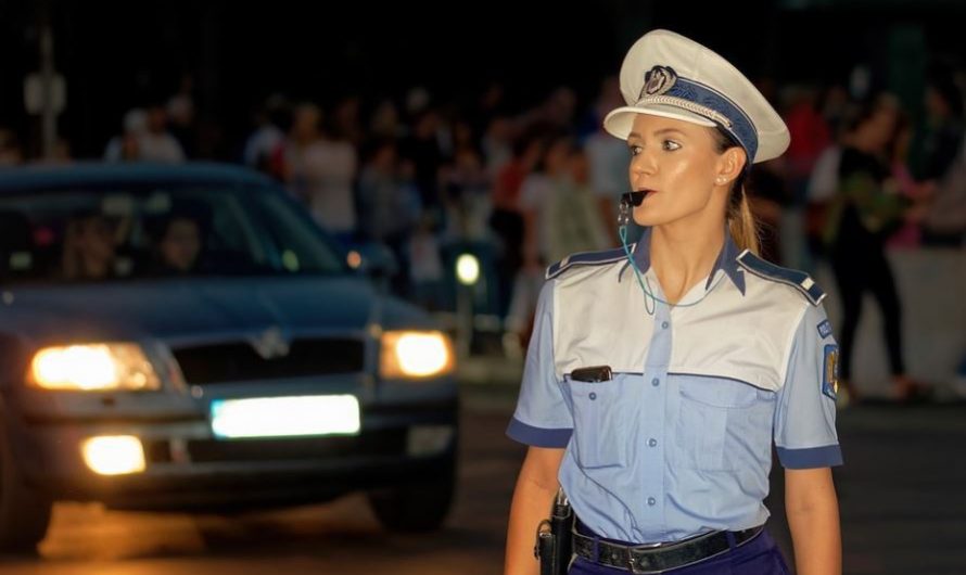 【夢占い】口笛を吹く夢の意味 15 選