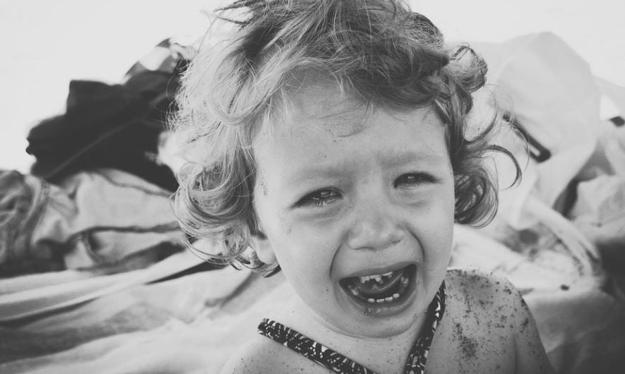 【夢占い】赤ちゃんが泣く夢の意味 8 選