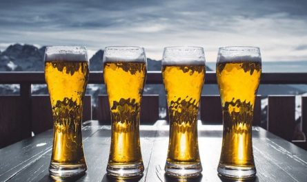 【夢占い】ビールの夢の意味 12 選