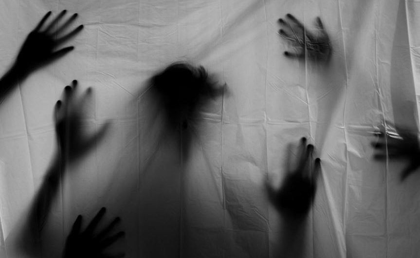 【夢占い】幽霊の夢の意味 12 選
