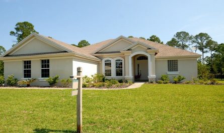 【夢占い】庭の夢の意味 8 選