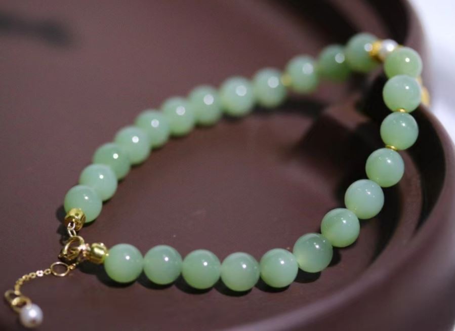 【夢占い】翡翠の夢の意味 8 選