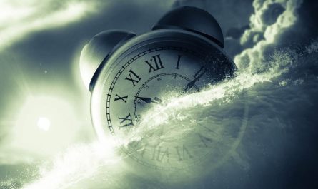 【夢占い】過去に戻る夢の意味 8 選