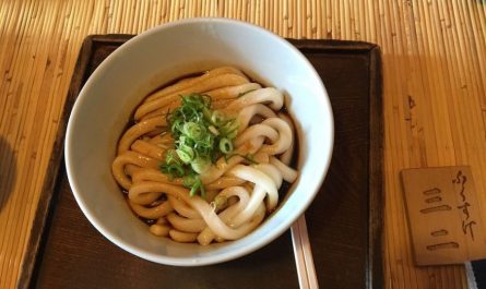 【夢占い】うどんの夢の意味 12 選