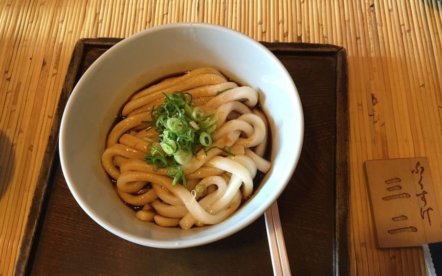 【夢占い】うどんの夢の意味 12 選