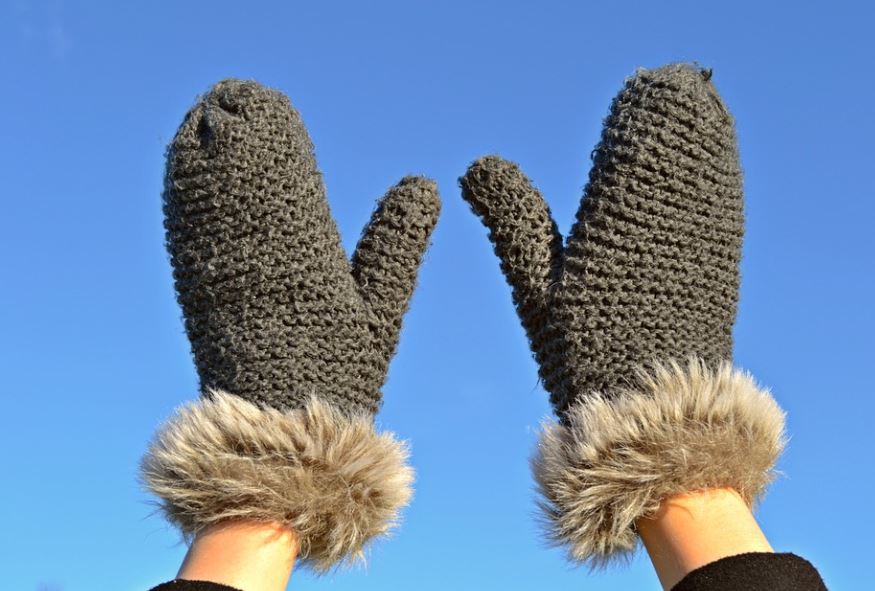 【夢占い】手袋の夢の意味 12 選