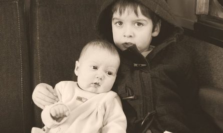 【夢占い】弟の夢の意味 15 選