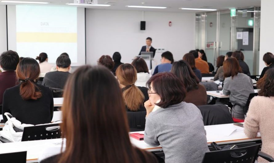 【夢占い】塾の夢の意味 10 選