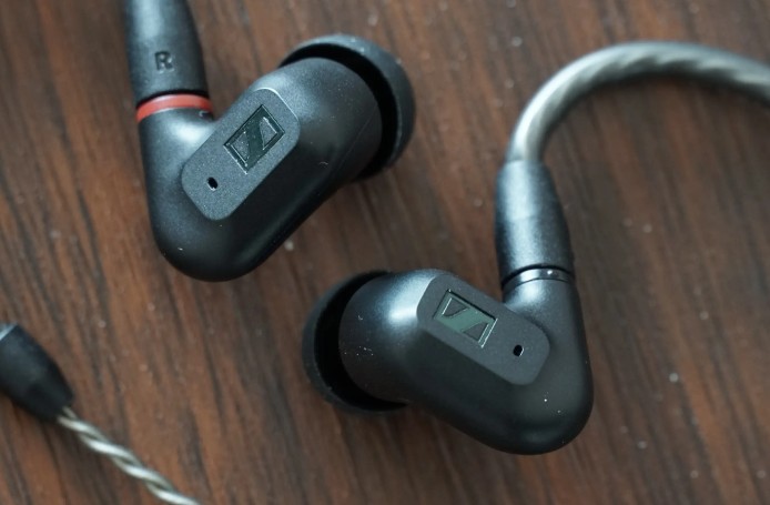 【夢占い】ヘッドホンの夢の意味 18 選