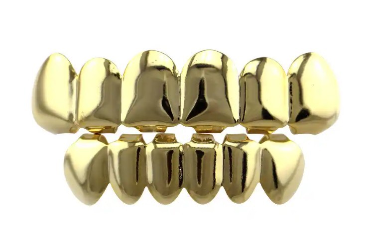 【夢占い】黄金の歯の夢の意味 12 選