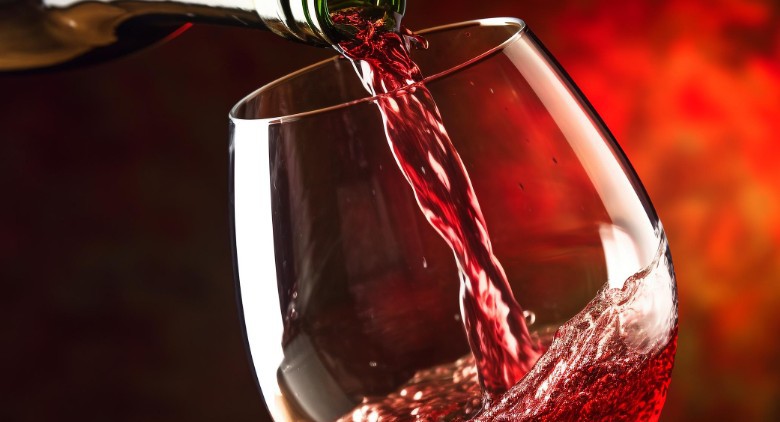 【夢占い】ワインの夢の意味 22 選