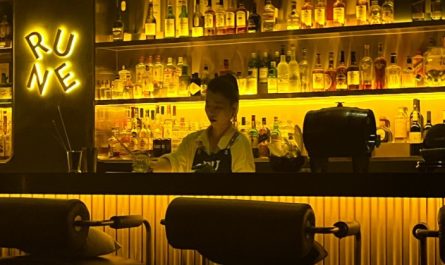 【夢占い】バーの夢の意味 22 選