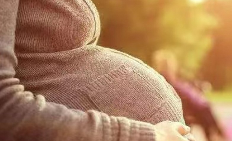 【夢占い】家族が妊娠している夢の意味 18 選