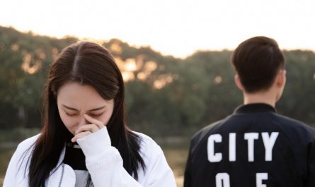 【夢占い】元彼と結婚する夢を見てくださいの意味 24 選