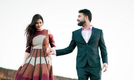 【夢占い】元彼と結婚する夢の意味 26 選