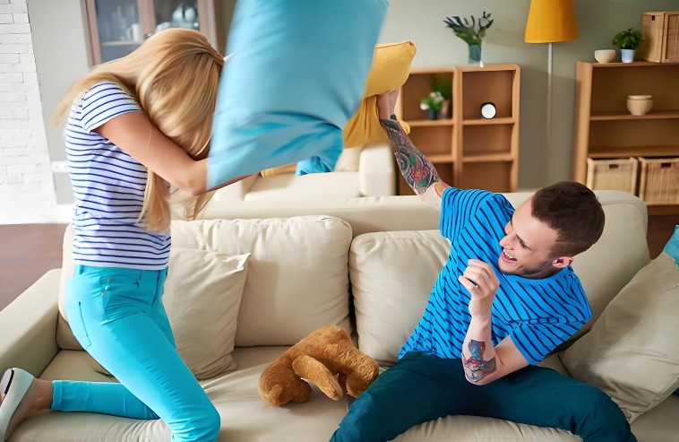 【夢占い】彼氏を叩く夢の意味 9 選