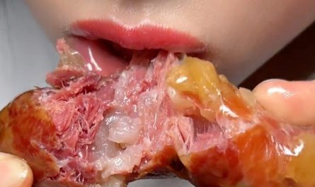 【夢占い】ソーセージを食べる夢の意味 9 選