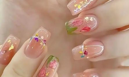 【夢占い】マニキュアの夢を見るの意味 9 選