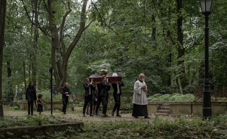 【夢占い】壺の夢の18の解釈