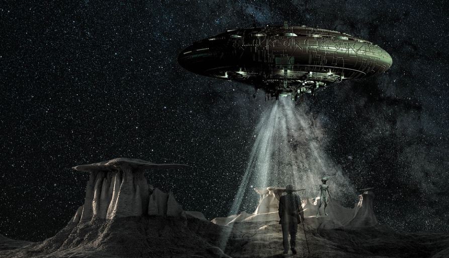 【夢占い】宇宙船の夢を見る意味とは？関連する15の解釈。