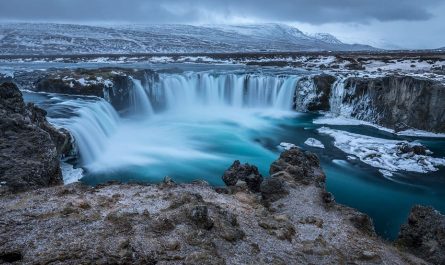 【夢占い】滝を夢に見るということはどういう意味でしょうか？関連する19の解釈