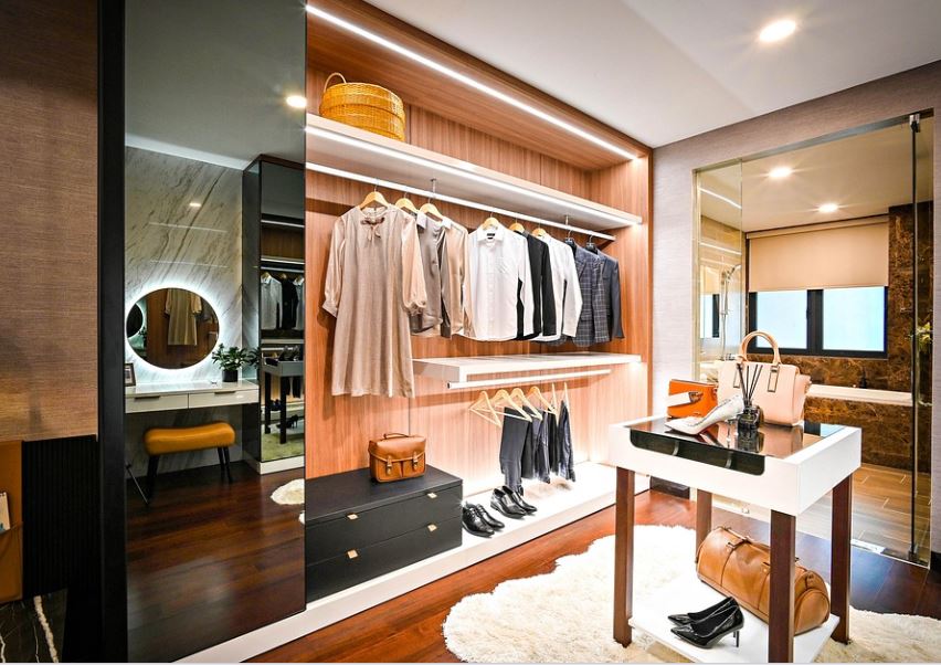 【夢占い】クローゼットの夢を見るとはどういう意味ですか?12の関連する意味