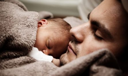 【夢占い】新生児の夢の意味 8 選