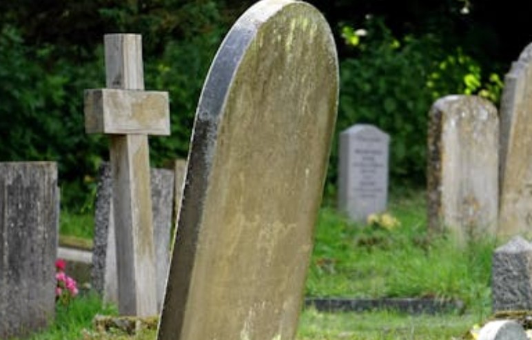 【夢占い】亡くなった義母の夢に関する20の夢解釈