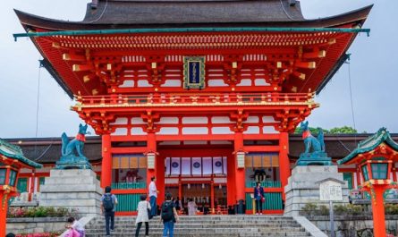 【夢占い】寺院の夢に関する21の夢解釈