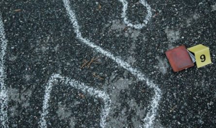 【夢占い】他人が転落死する夢の8つの解釈