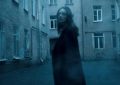 【夢占い】見知らぬ人が転落死する夢の8つの解釈