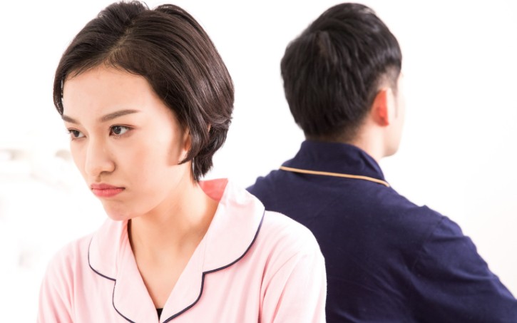 【夢占い】彼氏が嫉妬する夢の7つの解釈