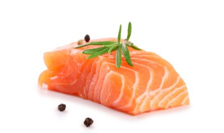 【夢占い】鮭を食べる夢の9つの解釈